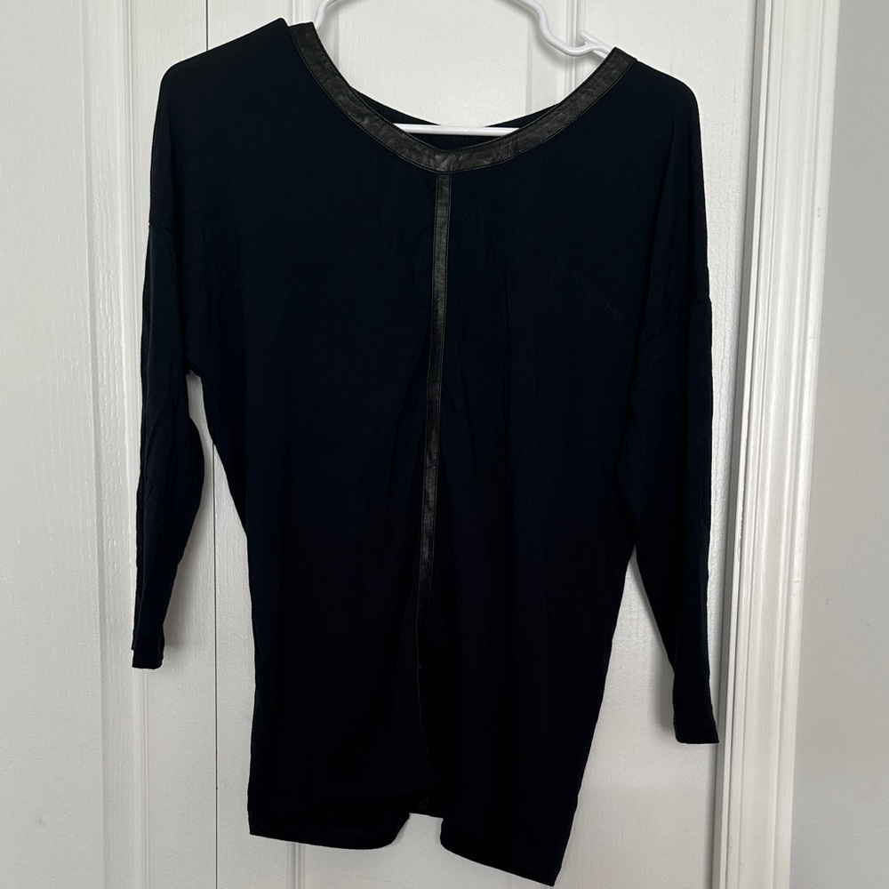Club Monaco Navy Dolman Sleeved blouse with Leather trimmed size XS